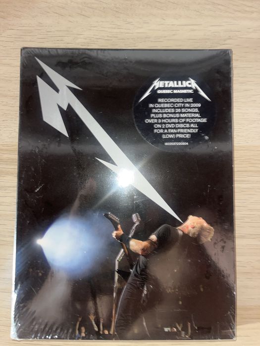 Metallica quebec magnetic