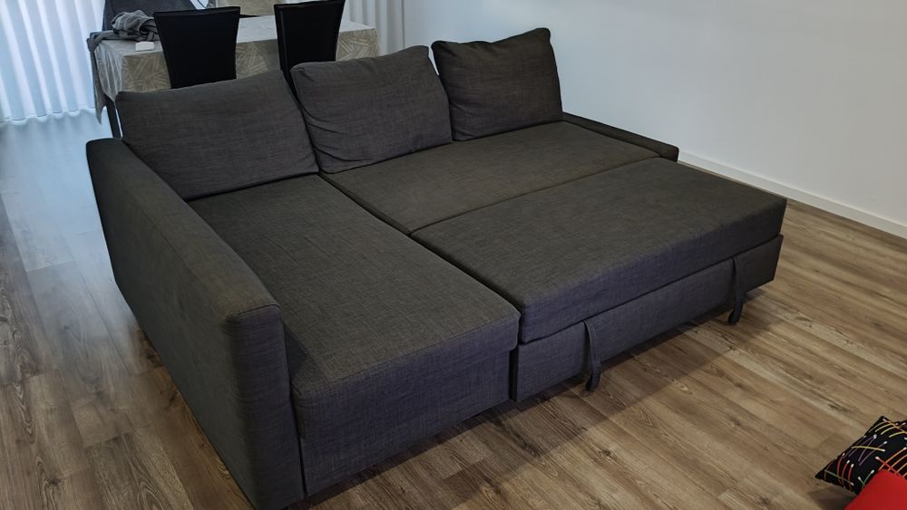 Sofá com chaise longue