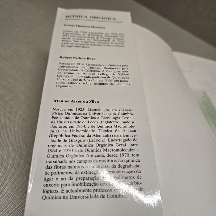 Livro  QUÍMICA ORGANICA