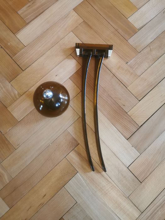 Uchwyt na ręczniki i pojemnik łazienkowy PRL