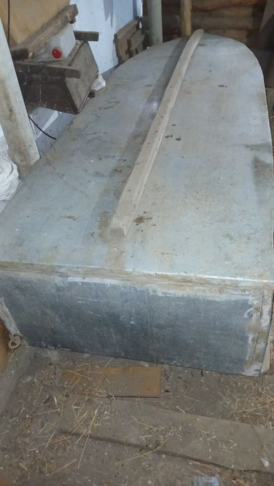 Деревянная лодка обшитая цинком