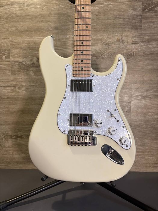 Майстрова електрогітара Fender Stratocaster  HH