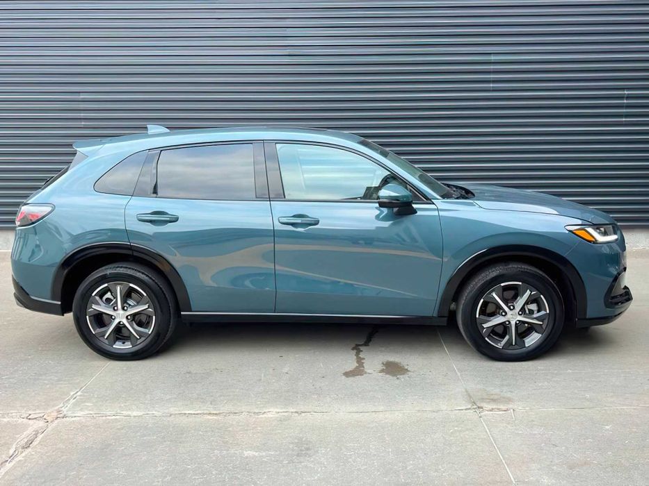 Honda HR-V EX-L      2025