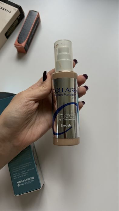 Тональний крем Collagen