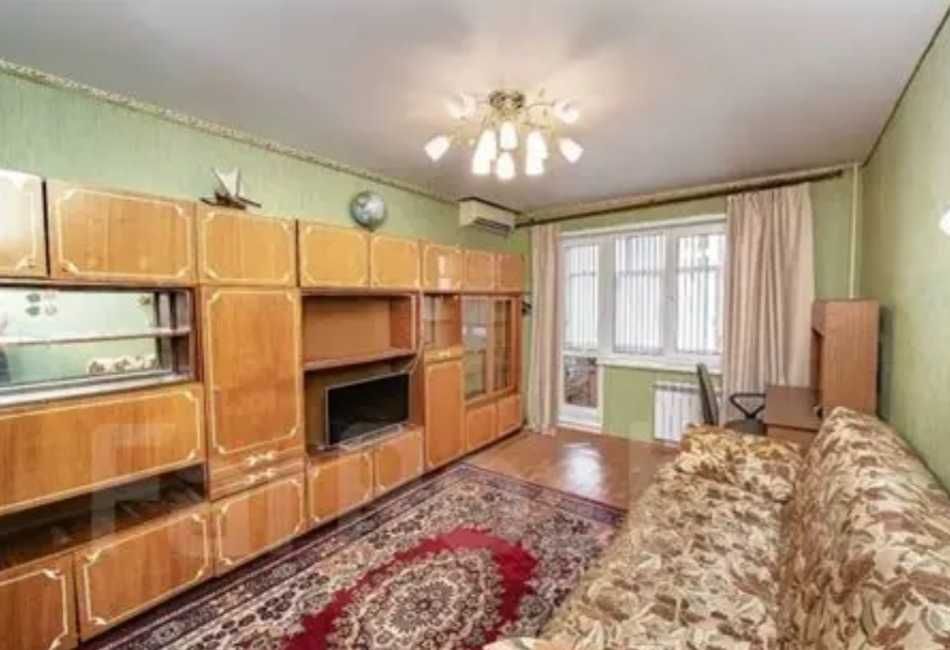 Поселю в дом 2 комнаты, участок.