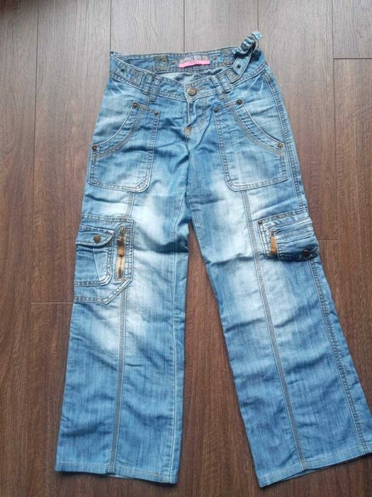 Джинси палаццо, палацо з карманами