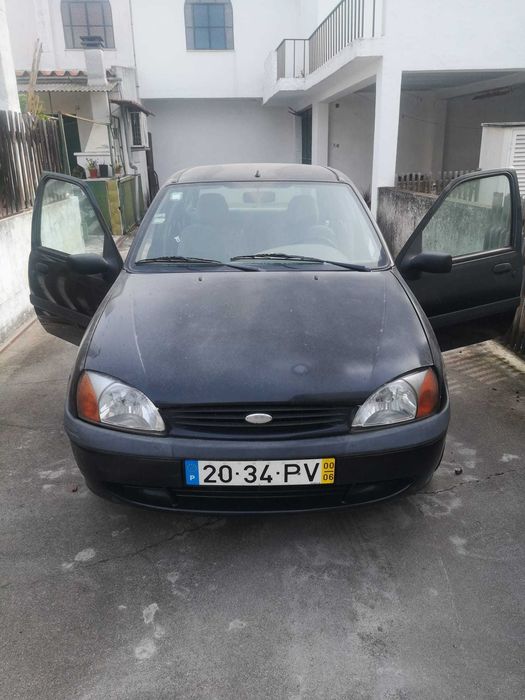 Ford Fiesta Van1250 cc Preto Gasolina Ano 2000 Almeirim • OLX.pt