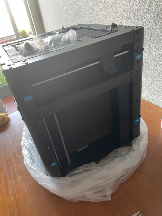 Impressora 3D Flashforge Adventurer 5X AD5X – Nova, Nunca Utilizada Flashforge AD5X 3D Printer – Brand New, Never Used