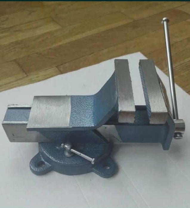 Тиски слесарные лещата тиски поворотные тисы станочные затискачі СКЛАД