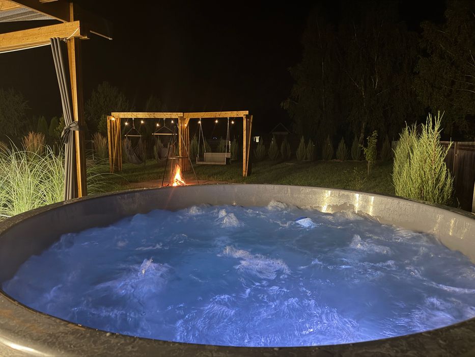 Glamping Polesie-domek z balią Grabniak jezioro Rotcze.