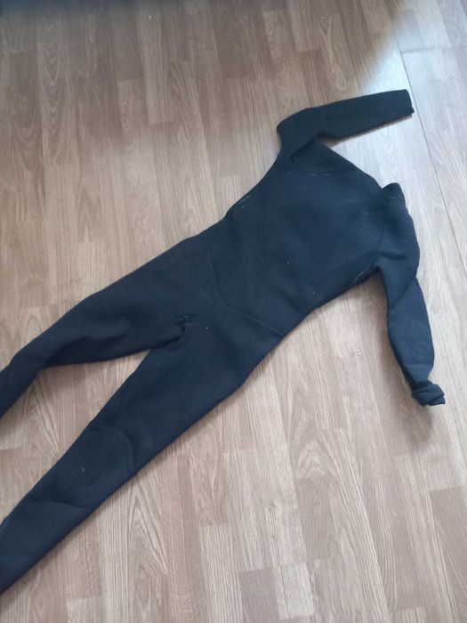 Fato de Surf SemiNovo