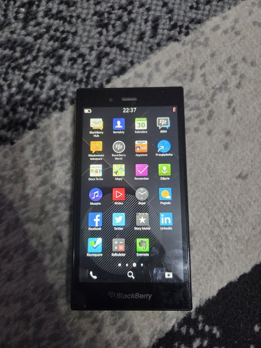BlackBerry Z3 igła