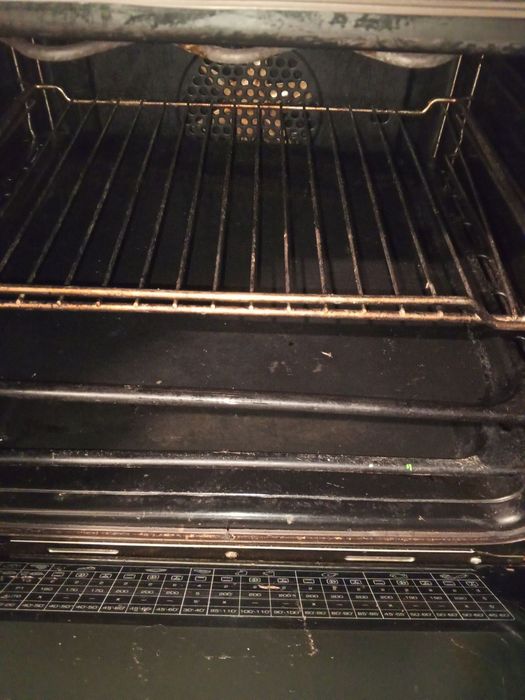 Духовка  електрична