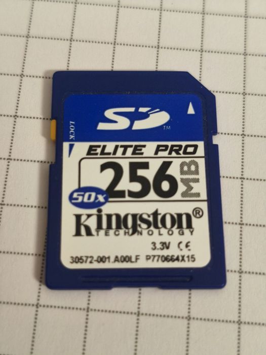 Карты памяти Kingston Elite Pro SD 256 МБ для фотоаппарата