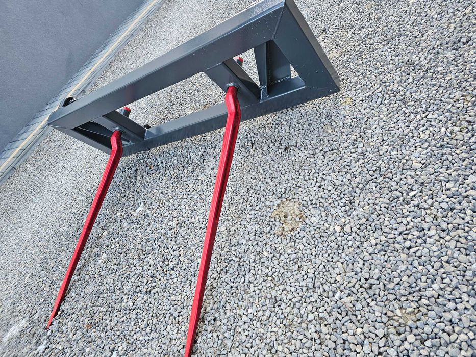 Chwytak do bel Kły do balotów bali słomy euro ramka-widły kute DOWÓZ