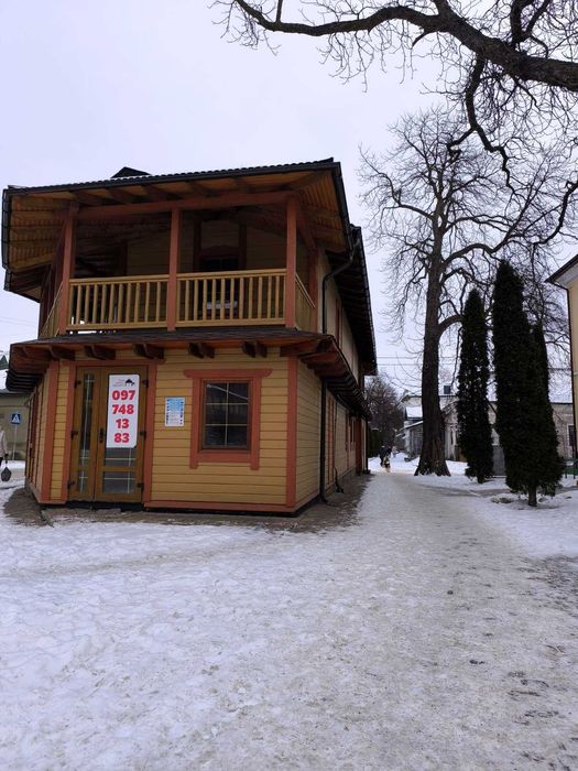 Продається приміщення в Кутах