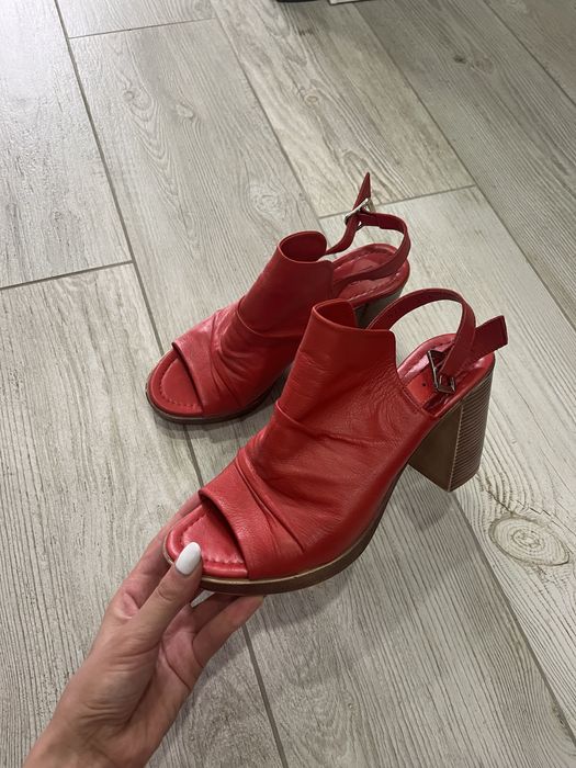 Босоніжкі літні жіночі Prego