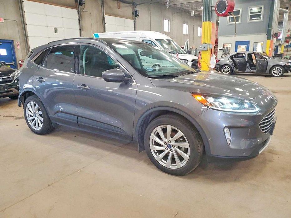 Ford Escape Titanium 2021