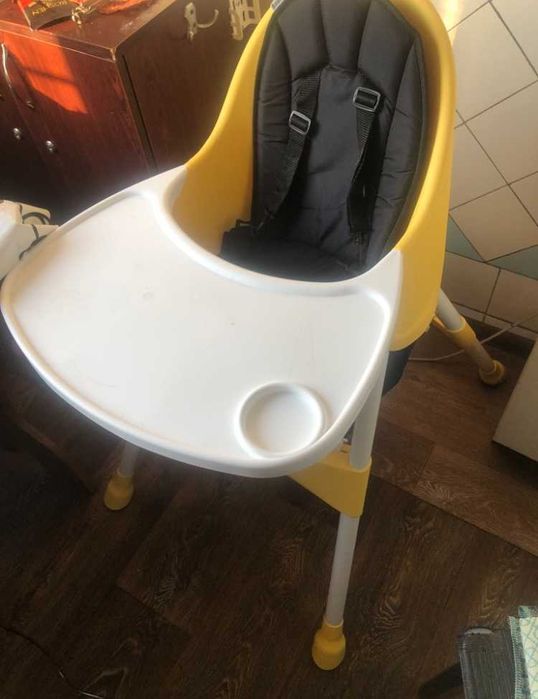 Продам стульчик для годування