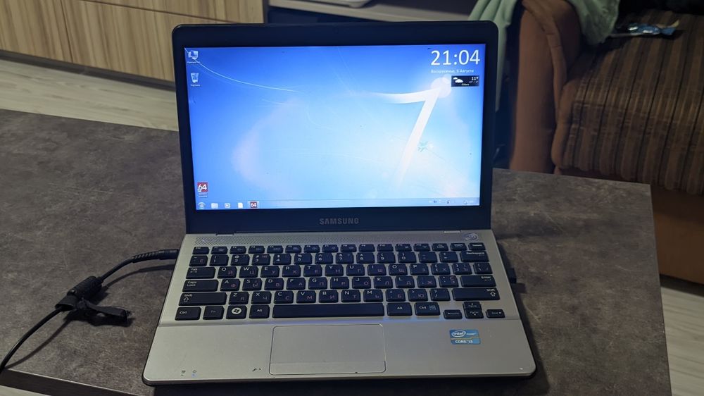 Продам нетбук Samsung np300u1a-a01ua