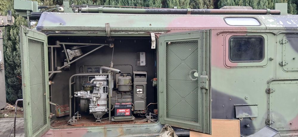 Agregat PAB-4 z rozrusznikiem wojskowy z nadwozia Star 266