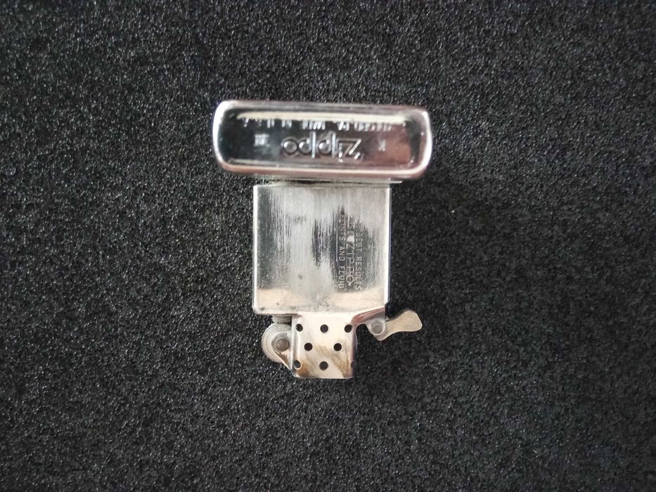 Zippo do ano 1996