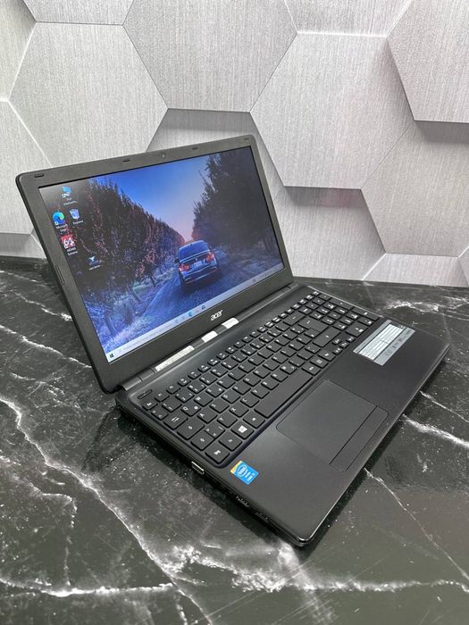 Ноутбук Acer Aspire Е1-572