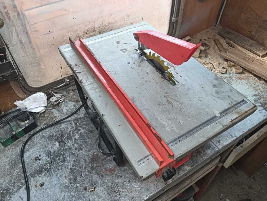 Widia  Piła  500W 230V pilarka piłka stołowa