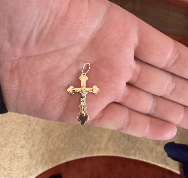 Продам Золотий Хрестик