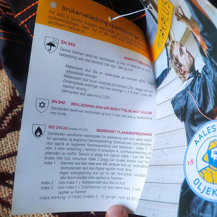 Spodnie nowe męskie 50 L