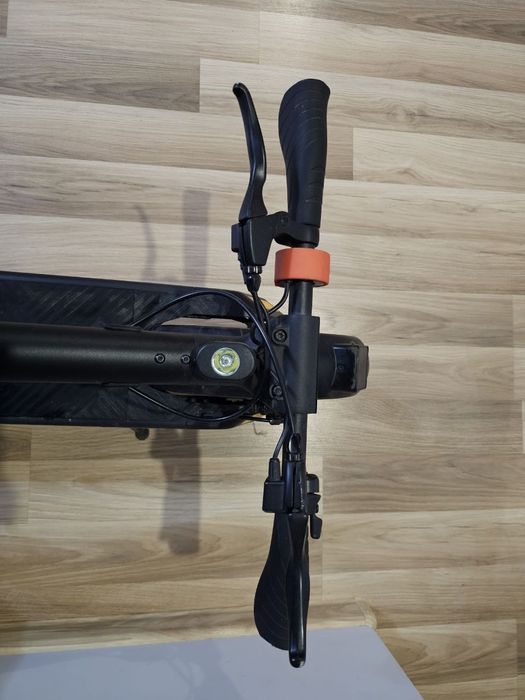 Електросамокат Proove Pro Max | 25 000 грн

Продаю елект