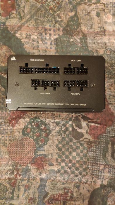 Fonte modular Corsair 650w