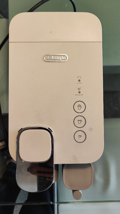 Máquina de Café DELONGHI Nespresso Lattissima One Evo EN510.W Branco