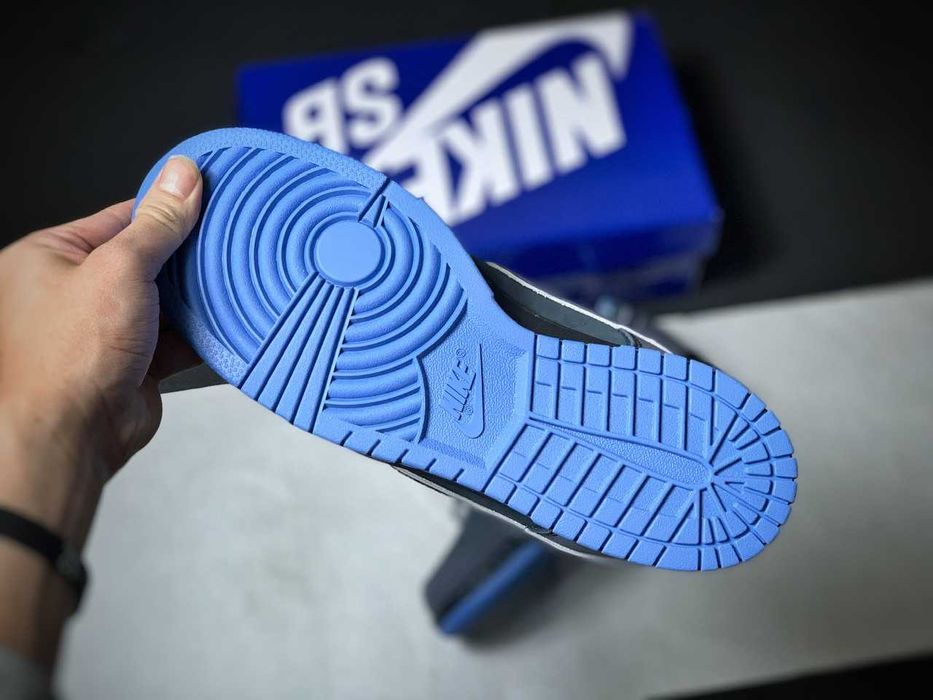 Nike dunk blue lobster SB