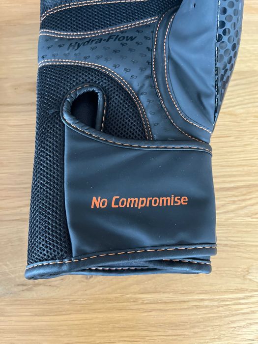 Rękawice bokserskie Starpro M33 8 oz – czarne