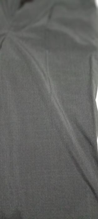 Vendo calças pretas de fato