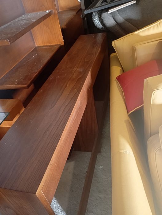 Aparador com espelho