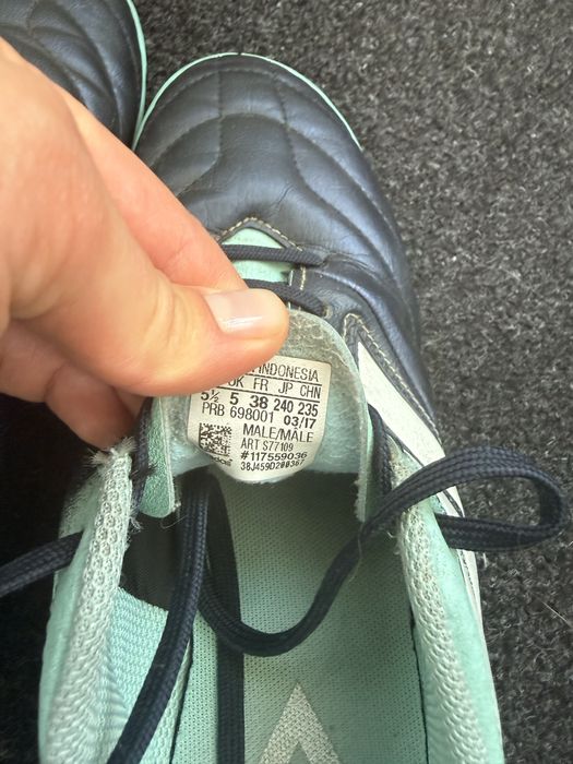 Футзалки, футбольне взуття Adidas р.36