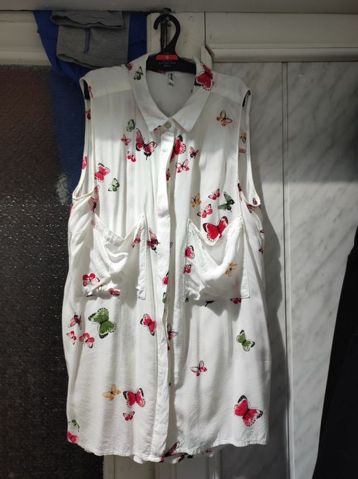 Блузка женская с бабочками