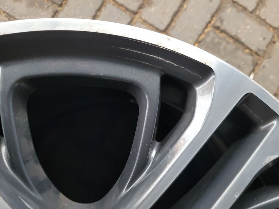 BMW x3 f25 x4 f25 Felga aluminiowa 20" 5x120 is51