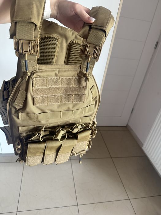 Komplet ubrań wojskowych