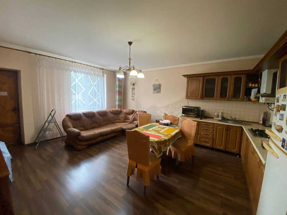 Продам ДОМ с БАНЕЙ  в Киевском районе, в Царском селе.