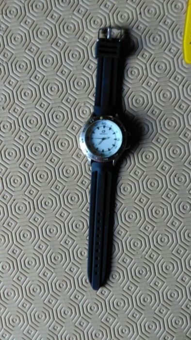 Qranew Watch