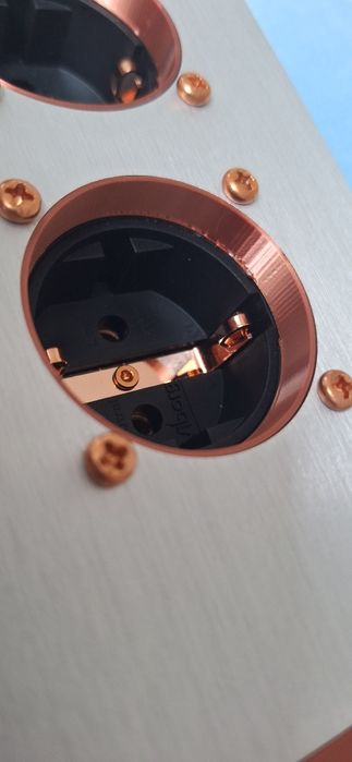 SoundLab  listwa sieciowa zasilająca audio kondycioner  INterceptor