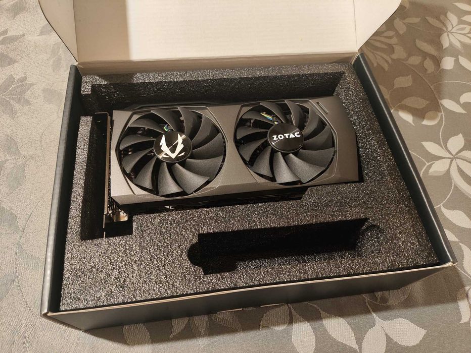 Placa Gráfica NVIDIA GeForce RTX 3060 Ti  8GB - Zotac Twin Edge