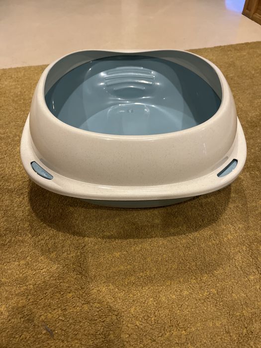 Caixa de Areia para Gato, Em Muito Bom Estado