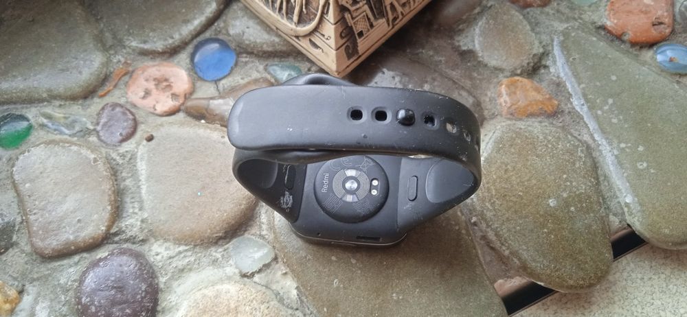 Обиходные часы Уни