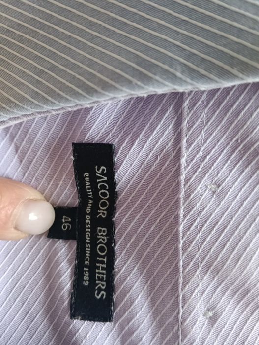 Camisa em azul claro da Sacoor