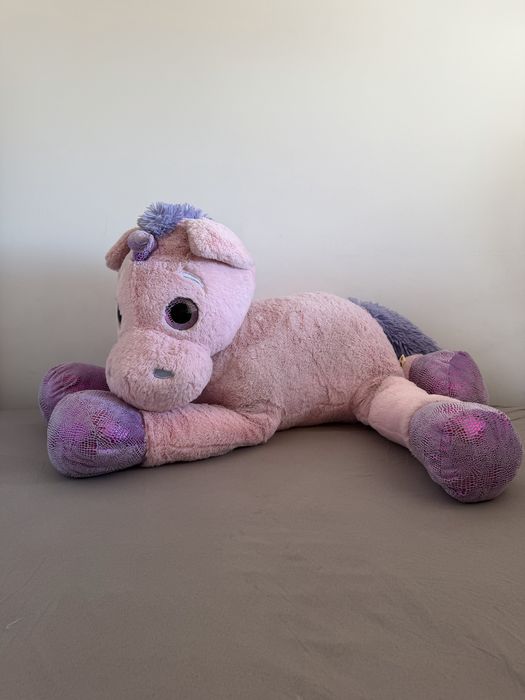 Bardzo duży pluszak jednorożec