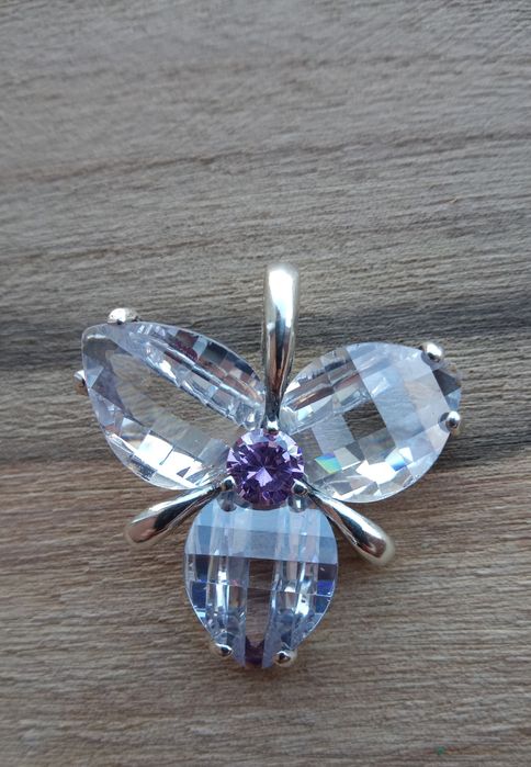 Брошка, кулон , прикраси